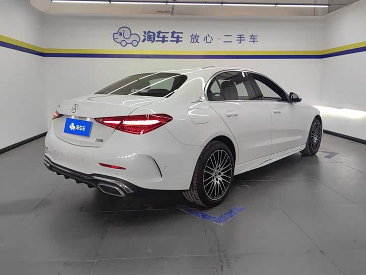 Фото 3 - Mercedes-Benz C-Class