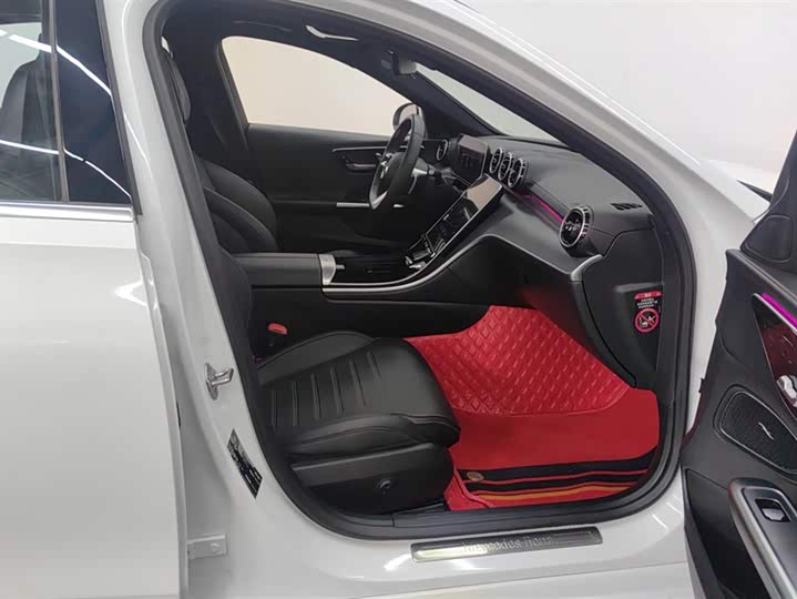 Фото 8 - Mercedes-Benz C-Class