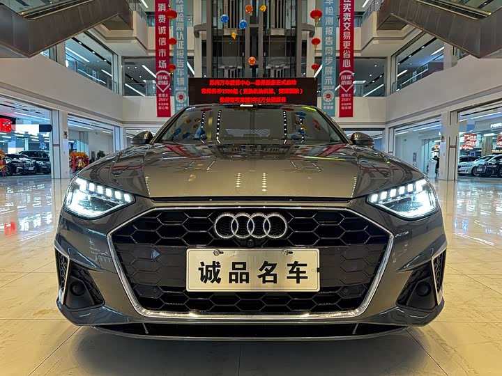 Фото 3 - Audi A4L