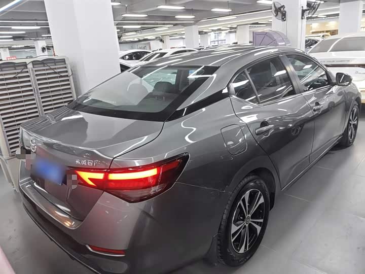 Фото 7 - Nissan Sylphy