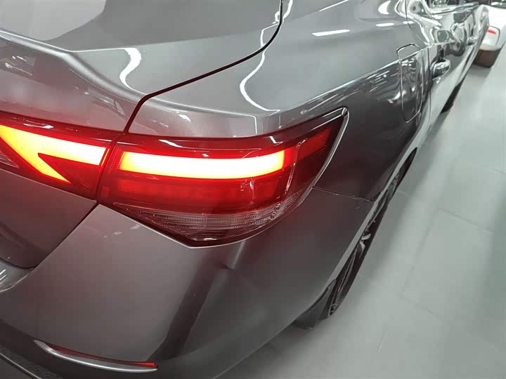 Фото 8 - Nissan Sylphy