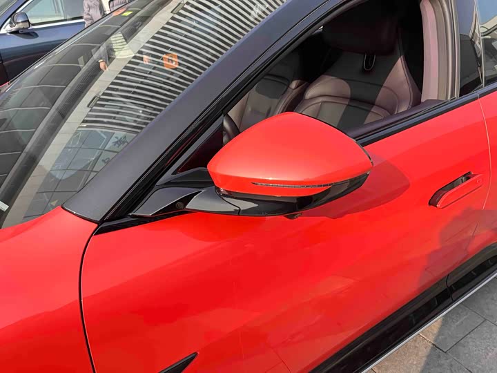 Фото 5 - Avatr 06