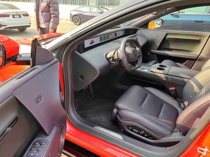 Фото 7 - Avatr 06