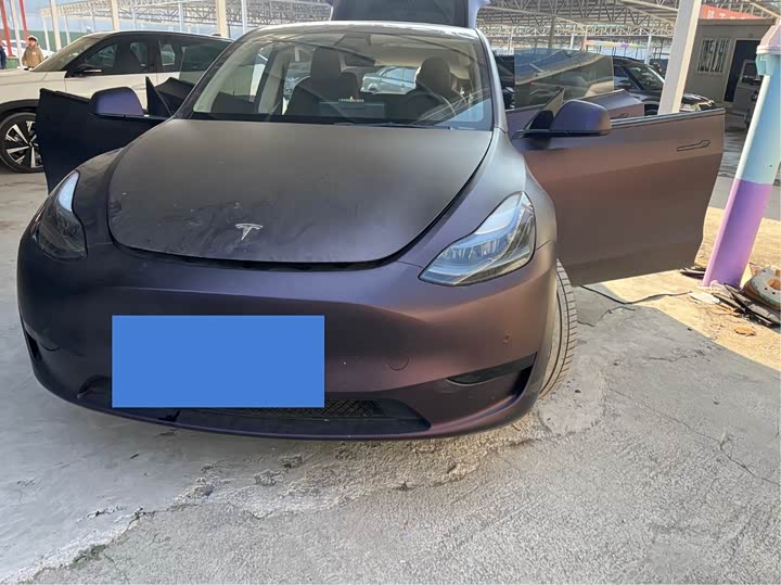 Фото 1 - Tesla Model Y