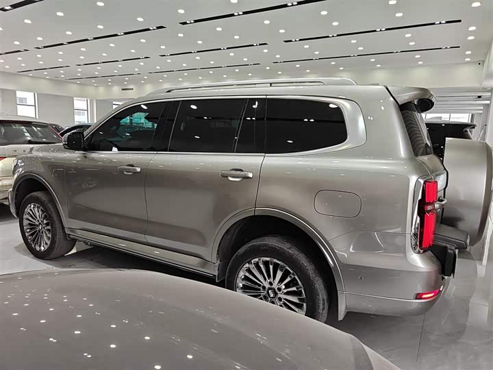 Фото 5 - Tank 500 Hybrid