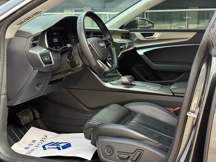 Фото 4 - Audi A7