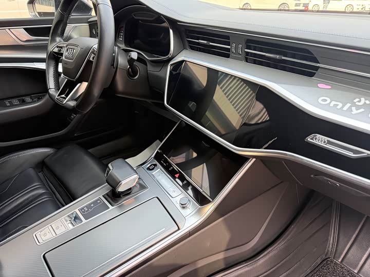 Фото 6 - Audi A7