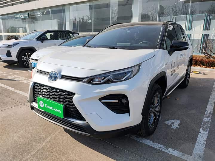 Фото 1 - Toyota Wildlander