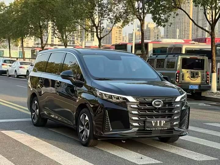 Фото 1 - GAC Trumpchi M6