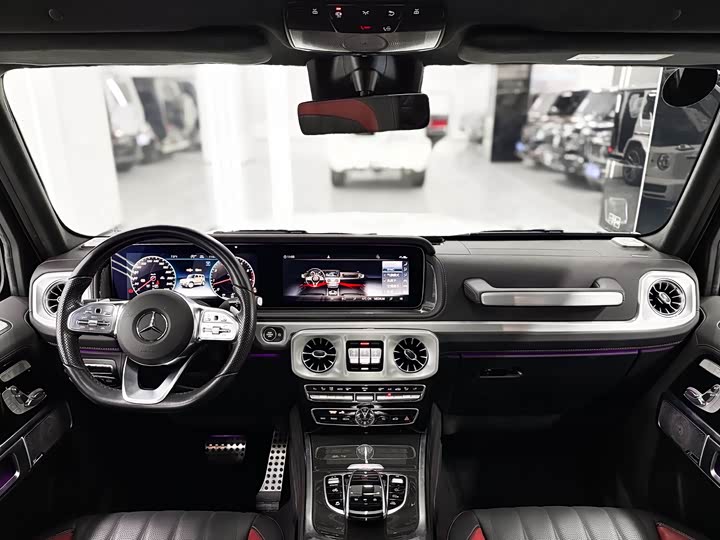 Фото 6 - Mercedes-Benz G-Class