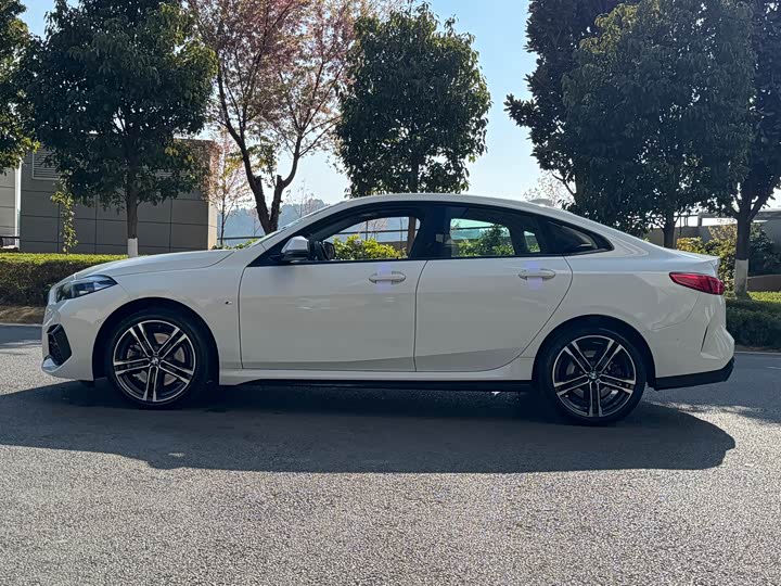 Фото 6 - BMW 2 Series