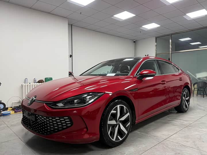 Фото 1 - Volkswagen Lamando L