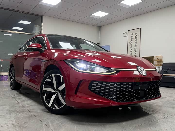 Фото 2 - Volkswagen Lamando L