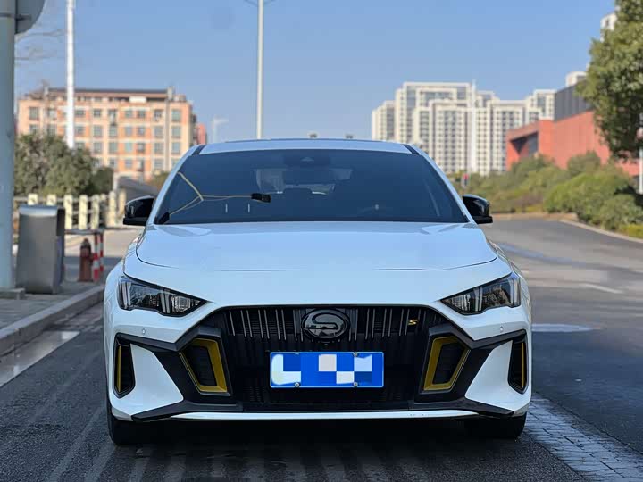 Фото 2 - GAC Trumpchi Empow R