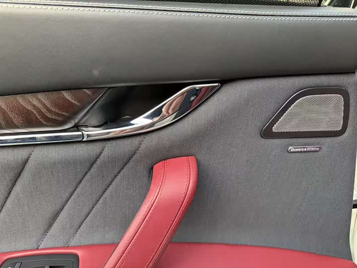 Фото 6 - Maserati Quattroporte