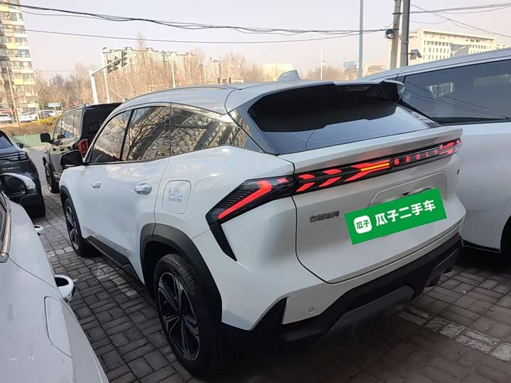 Фото 5 - Geely Galaxy L7