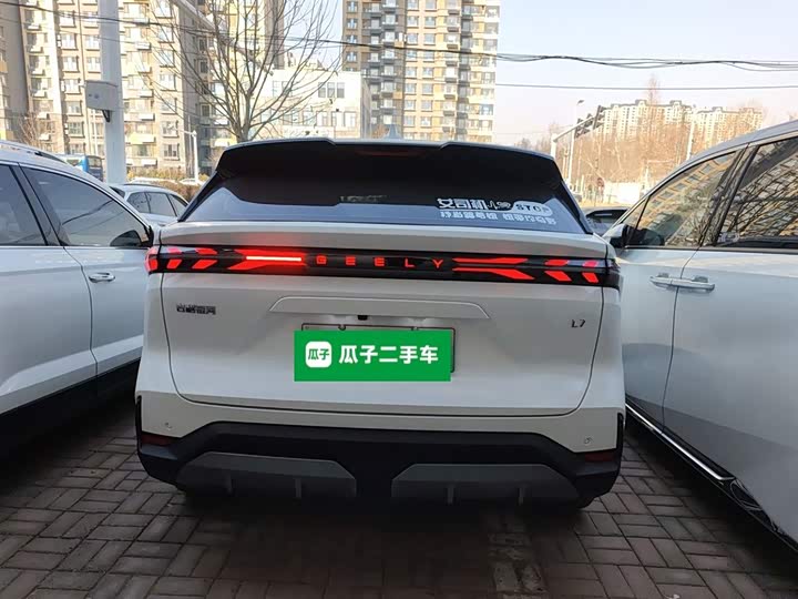 Фото 6 - Geely Galaxy L7