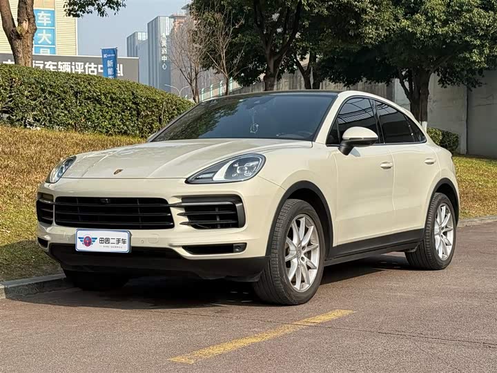 Фото 1 - Porsche Cayenne