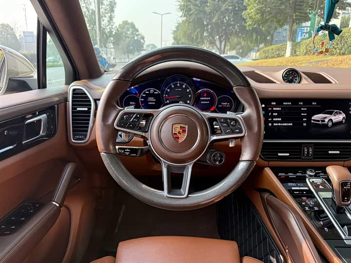 Фото 6 - Porsche Cayenne