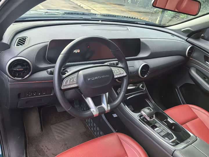 Фото 7 - Dongfeng Forthing T5 EVO