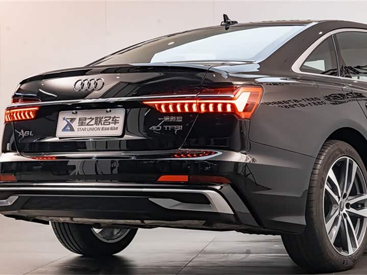 Фото 8 - Audi A6L