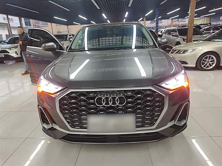 Фото 3 - Audi Q3 Sportback