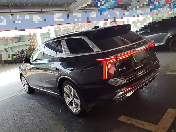 Фото 5 - Hongqi E-HS9