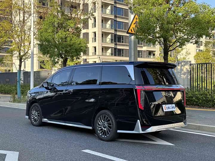 Фото 5 - GAC Trumpchi M8