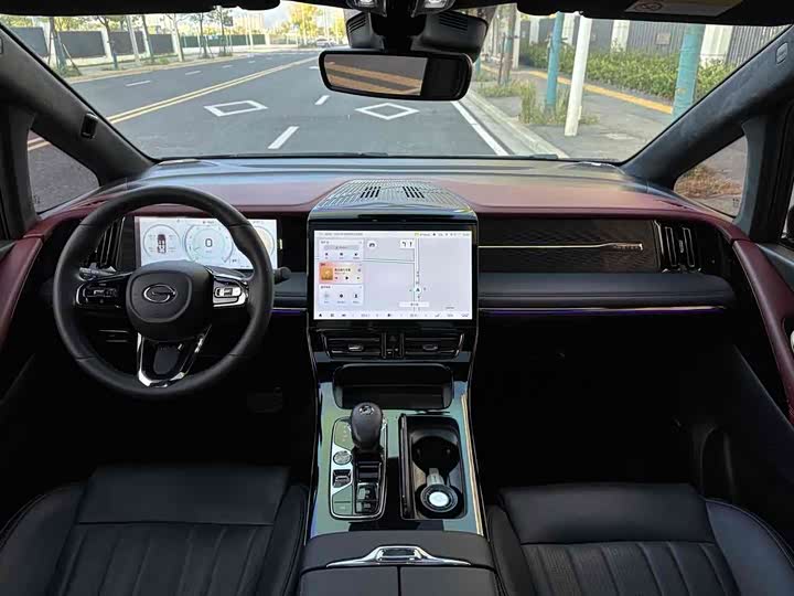 Фото 9 - GAC Trumpchi M8