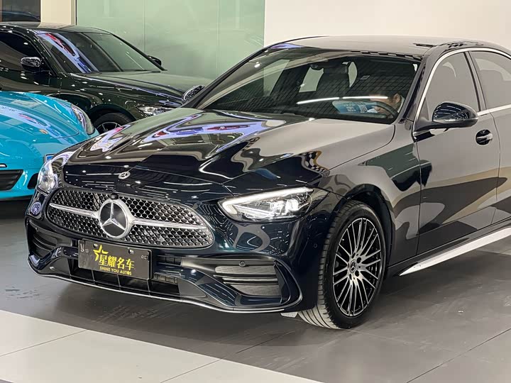 Фото 4 - Mercedes-Benz C-Class