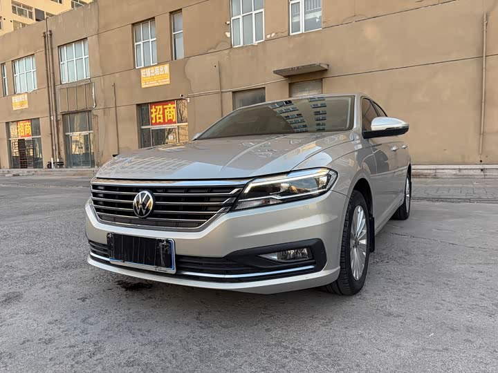 Фото 1 - Volkswagen Lavida