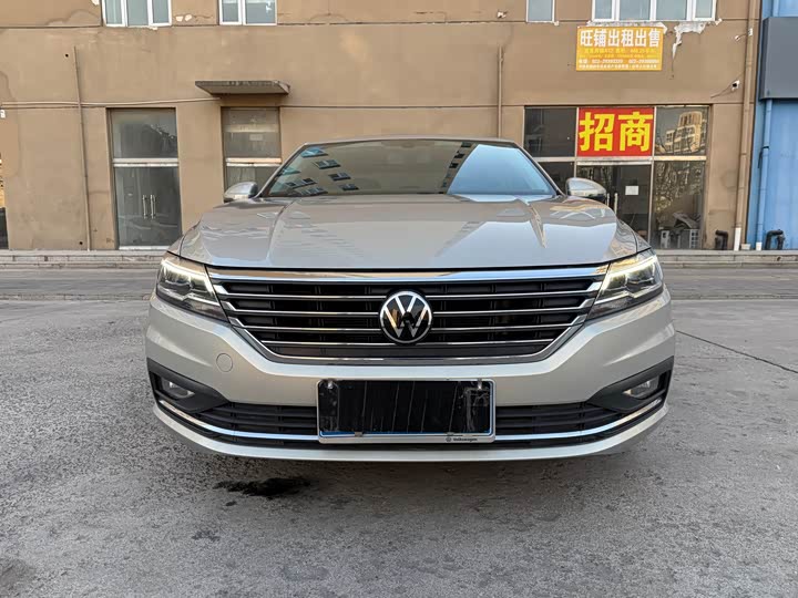 Фото 3 - Volkswagen Lavida