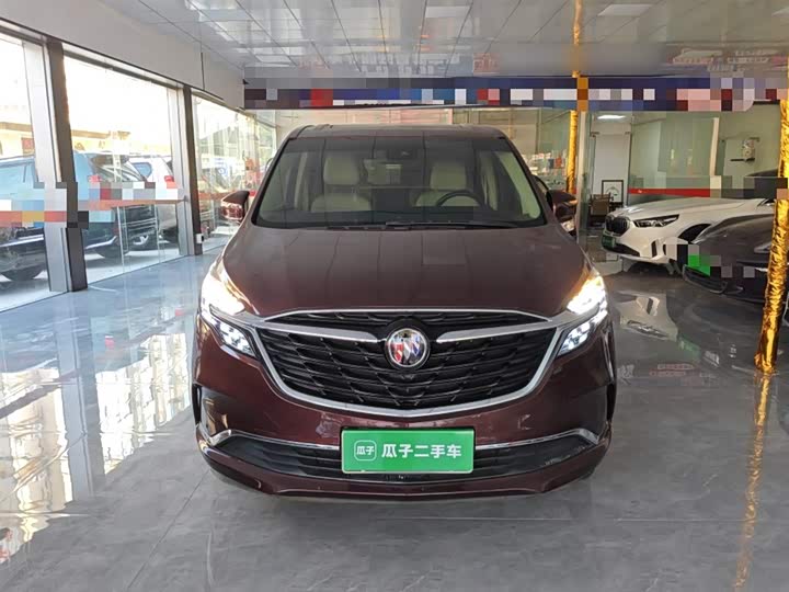 Фото 3 - Buick GL8 ES