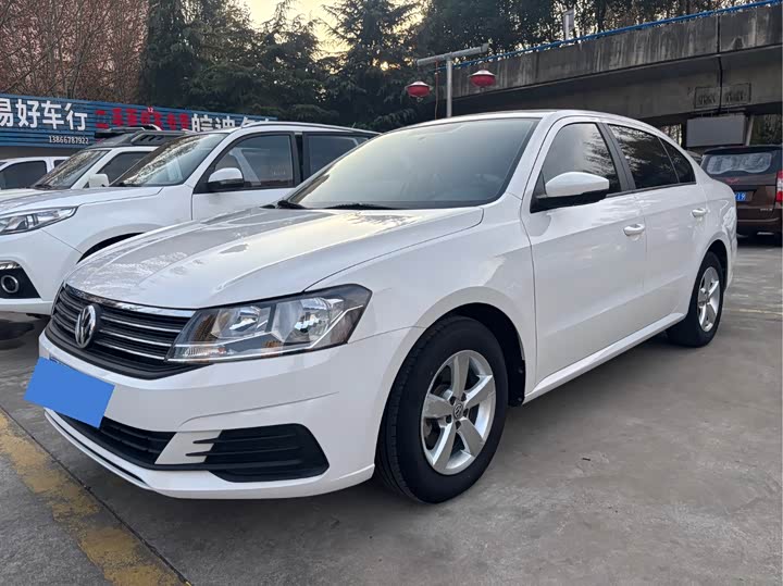 Фото 1 - Volkswagen Lavida