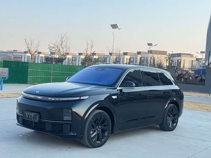 Фото 1 - LiXiang L7