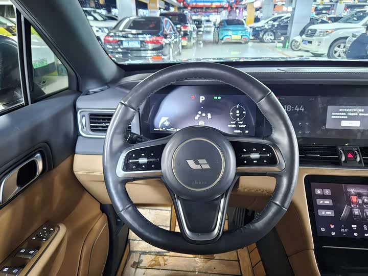 Фото 7 - LiXiang One