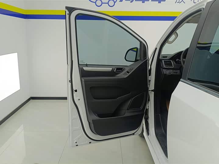 Фото 7 - Maxus G20