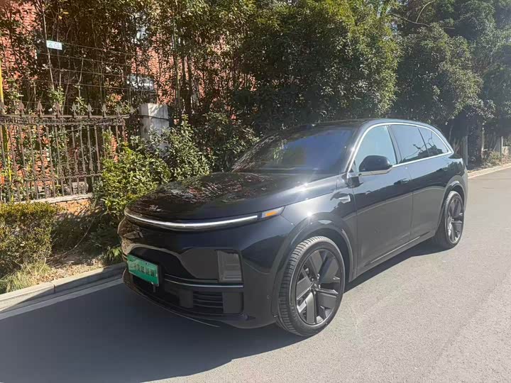 Фото 1 - LiXiang L7