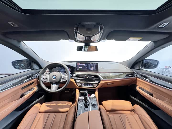 Фото 8 - BMW 6 Series GT