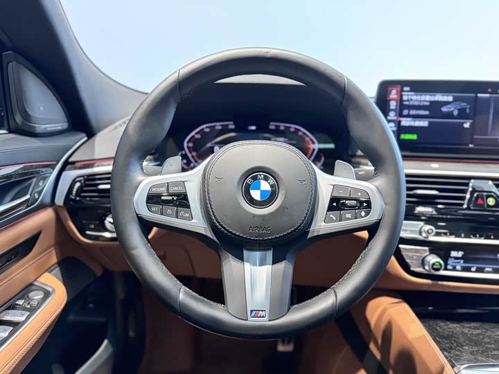 Фото 9 - BMW 6 Series GT