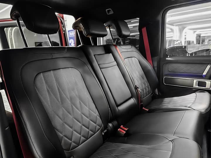 Фото 8 - Mercedes-Benz G-Class