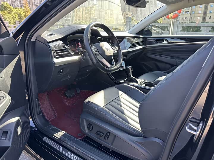 Фото 9 - Volkswagen Passat