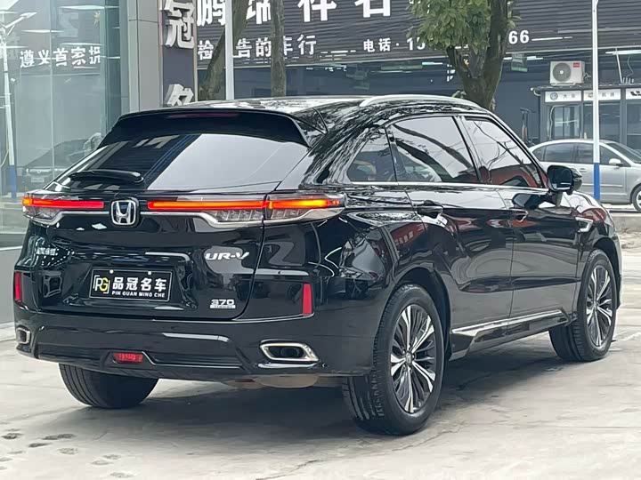 Фото 9 - Honda UR-V