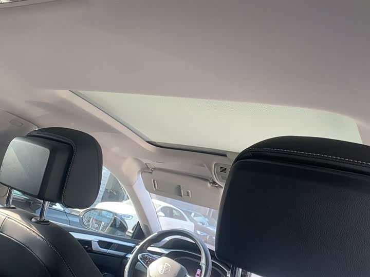 Фото 8 - Volkswagen CC