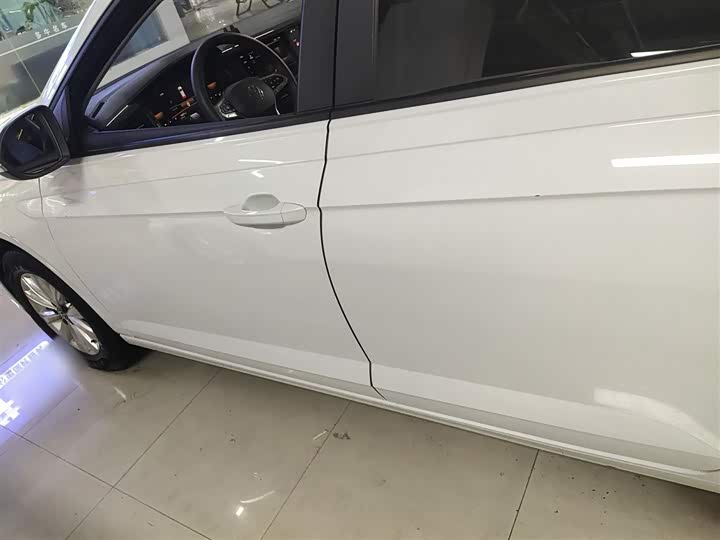 Фото 4 - Volkswagen Lavida