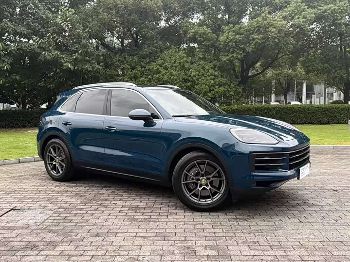 Фото 1 - Porsche Cayenne