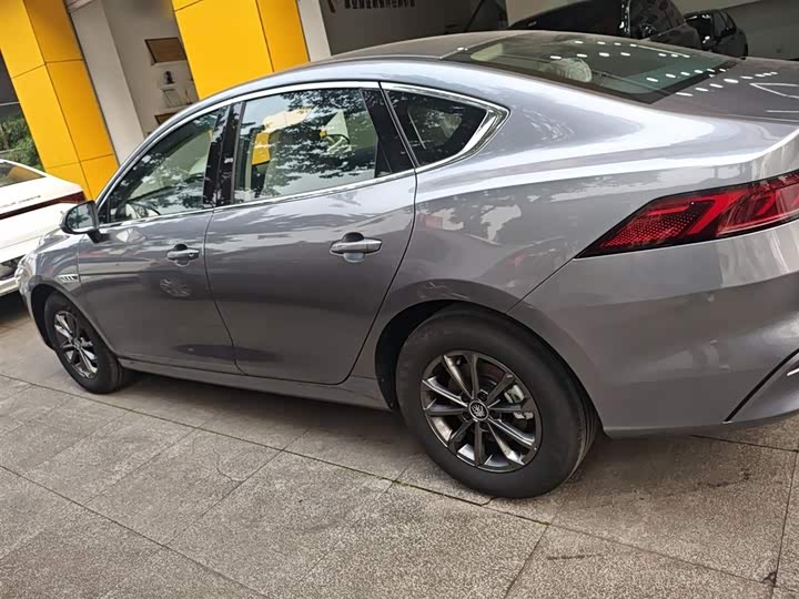 Фото 5 - BYD Qin Plus