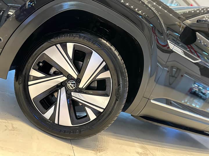 Фото 4 - Volkswagen Teramont Pro