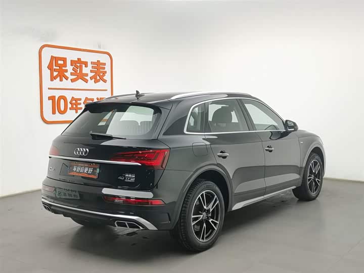 Фото 2 - Audi Q5L