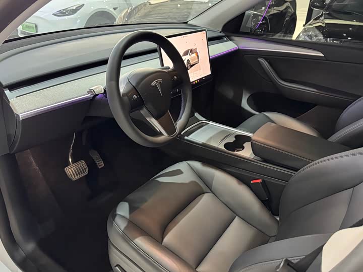Фото 7 - Tesla Model Y